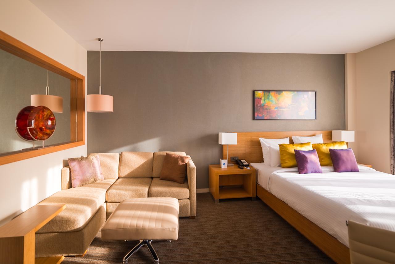 Novotel Lucknow Gomti Nagar Exterior photo